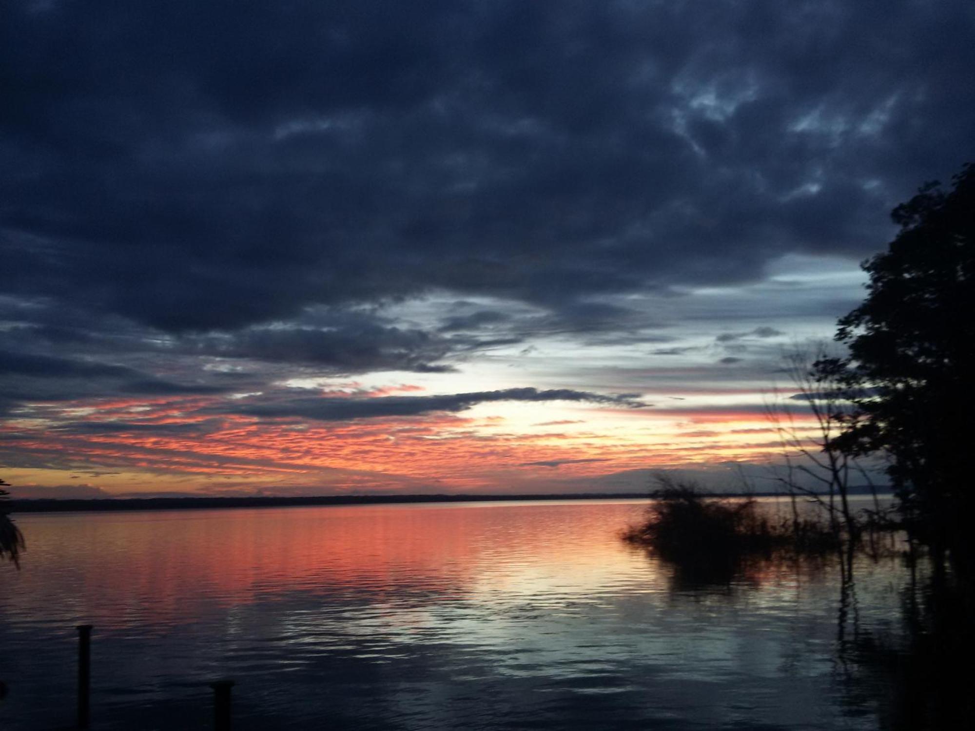Hotel Ribiera Del Lago Peten Itza San Roman Екстер'єр фото