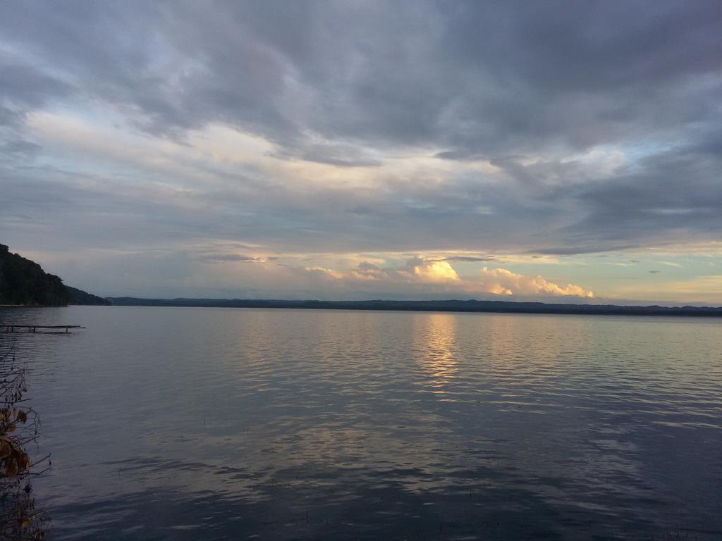 Hotel Ribiera Del Lago Peten Itza San Roman Екстер'єр фото