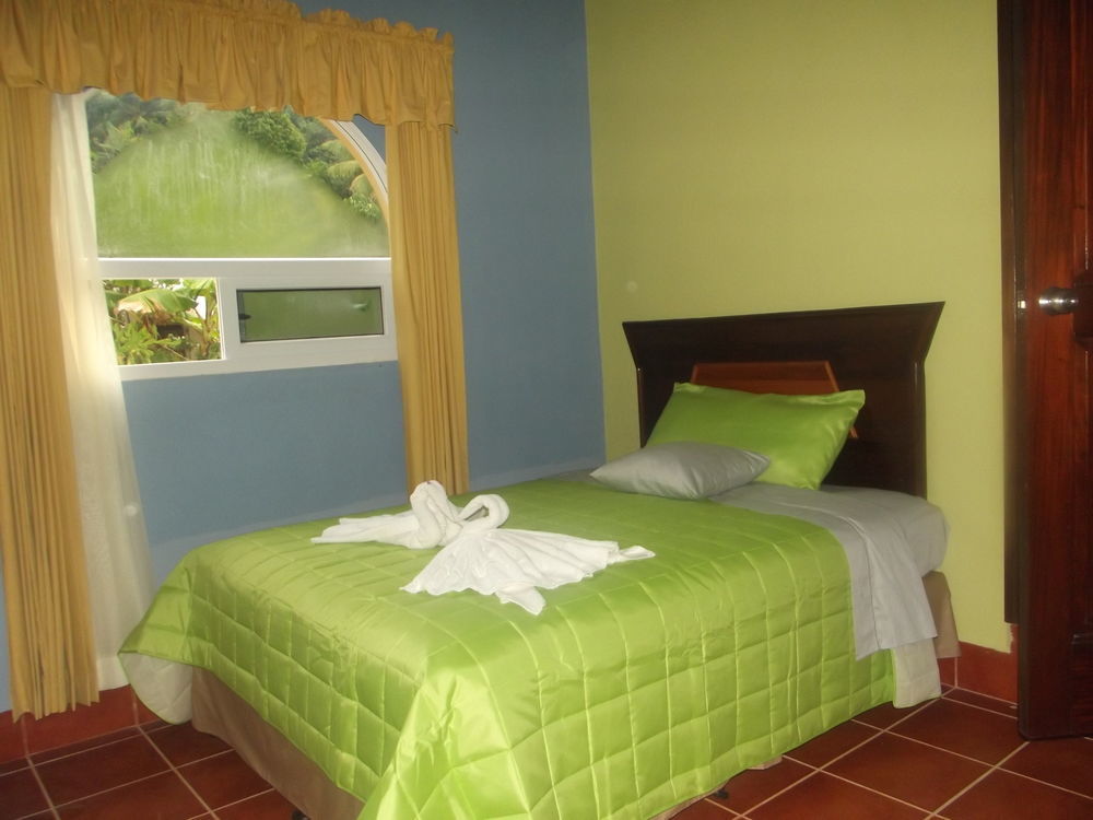 Hotel Ribiera Del Lago Peten Itza San Roman Екстер'єр фото