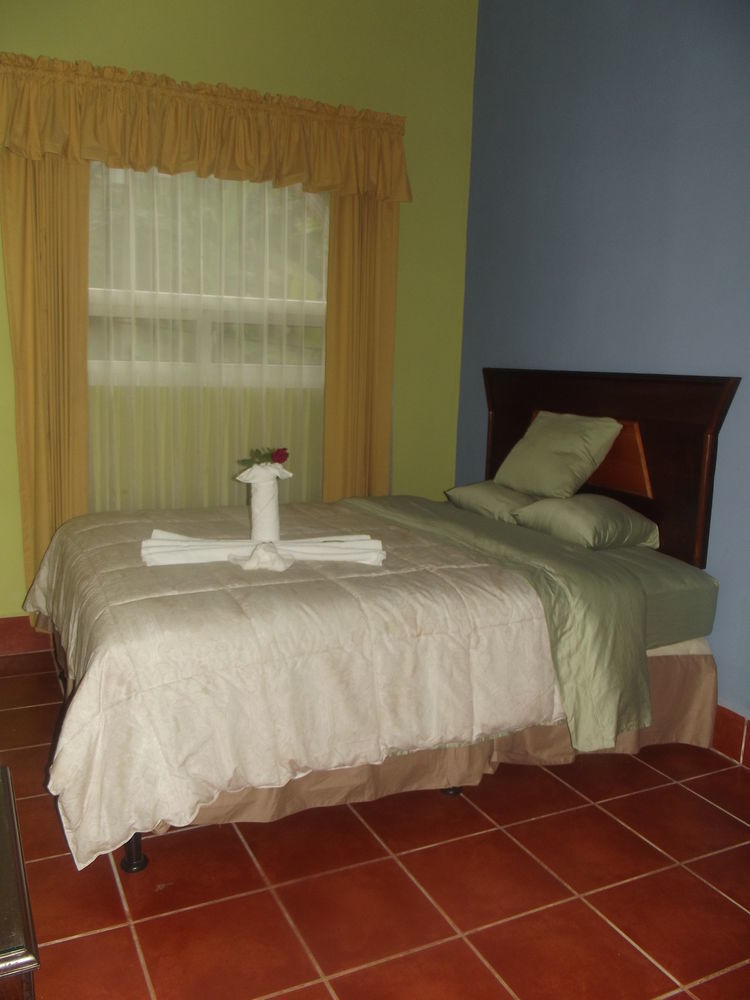 Hotel Ribiera Del Lago Peten Itza San Roman Екстер'єр фото