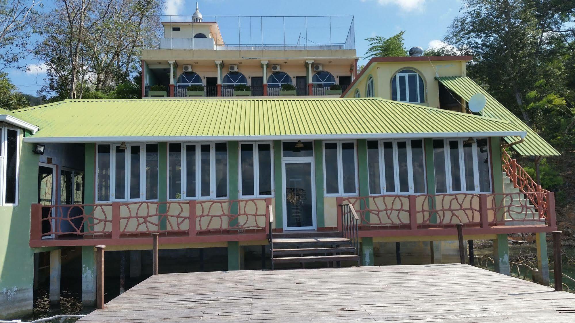 Hotel Ribiera Del Lago Peten Itza San Roman Екстер'єр фото